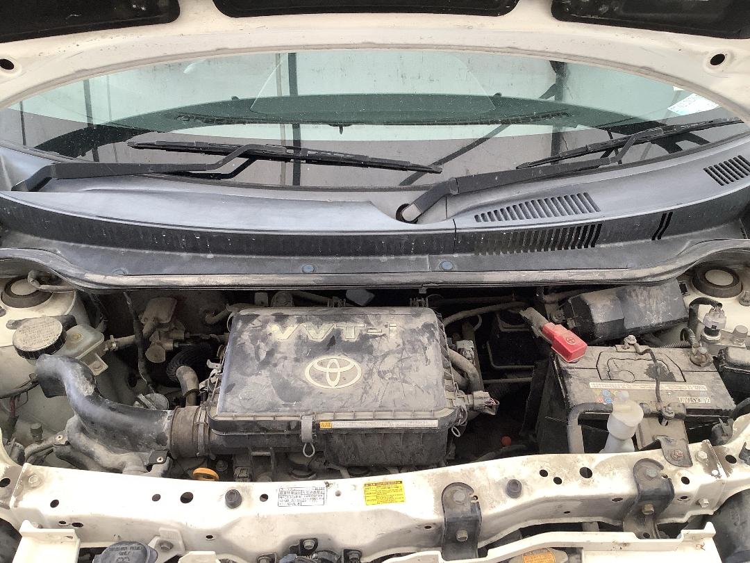 Photo '11' of Toyota BB