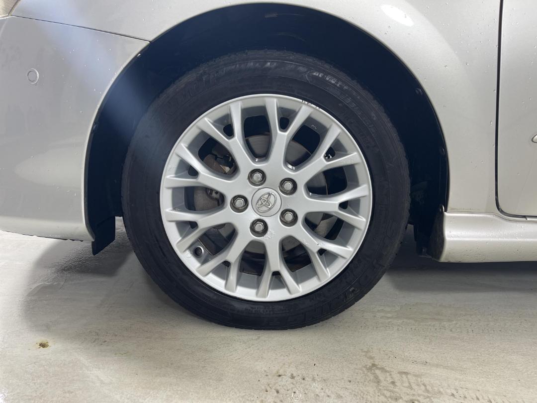 Photo '10' of Toyota Blade