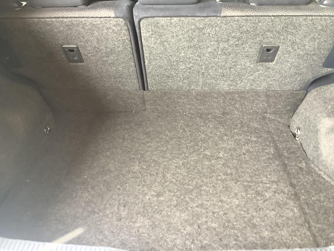 Photo '8' of Toyota Blade Photo '8' of Toyota Blade