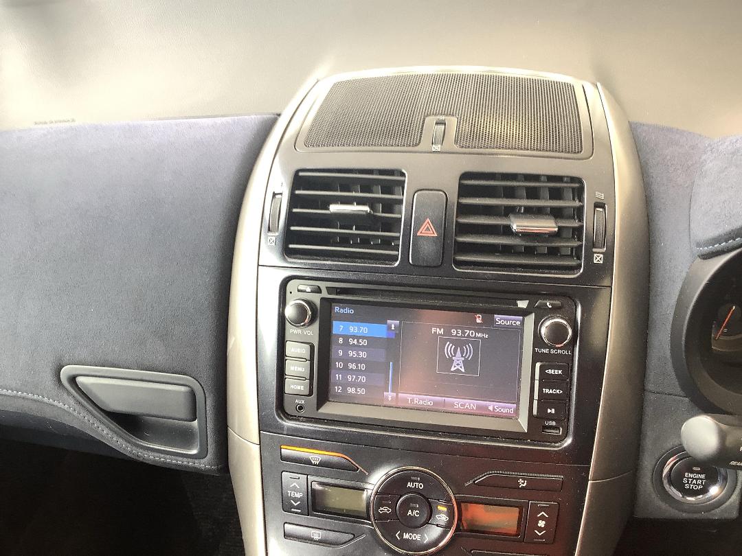 Photo '17' of Toyota Blade Photo '17' of Toyota Blade