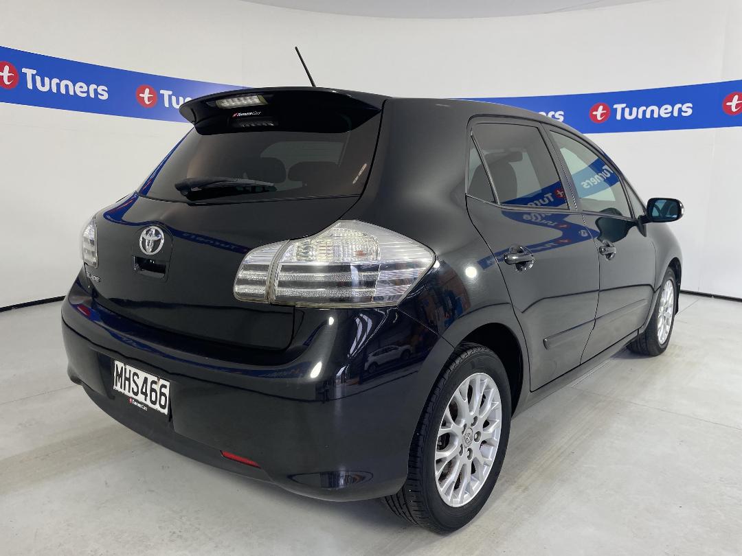 Photo '7' of Toyota Blade