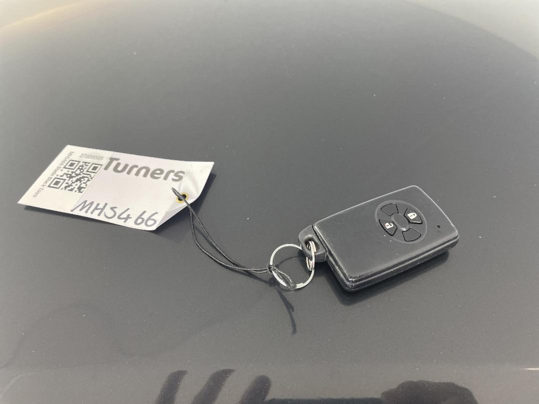 Photo '22' of Toyota Blade