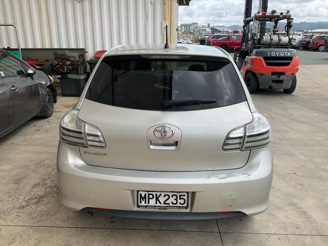 Photo '4' of Toyota Blade Photo '4' of Toyota Blade