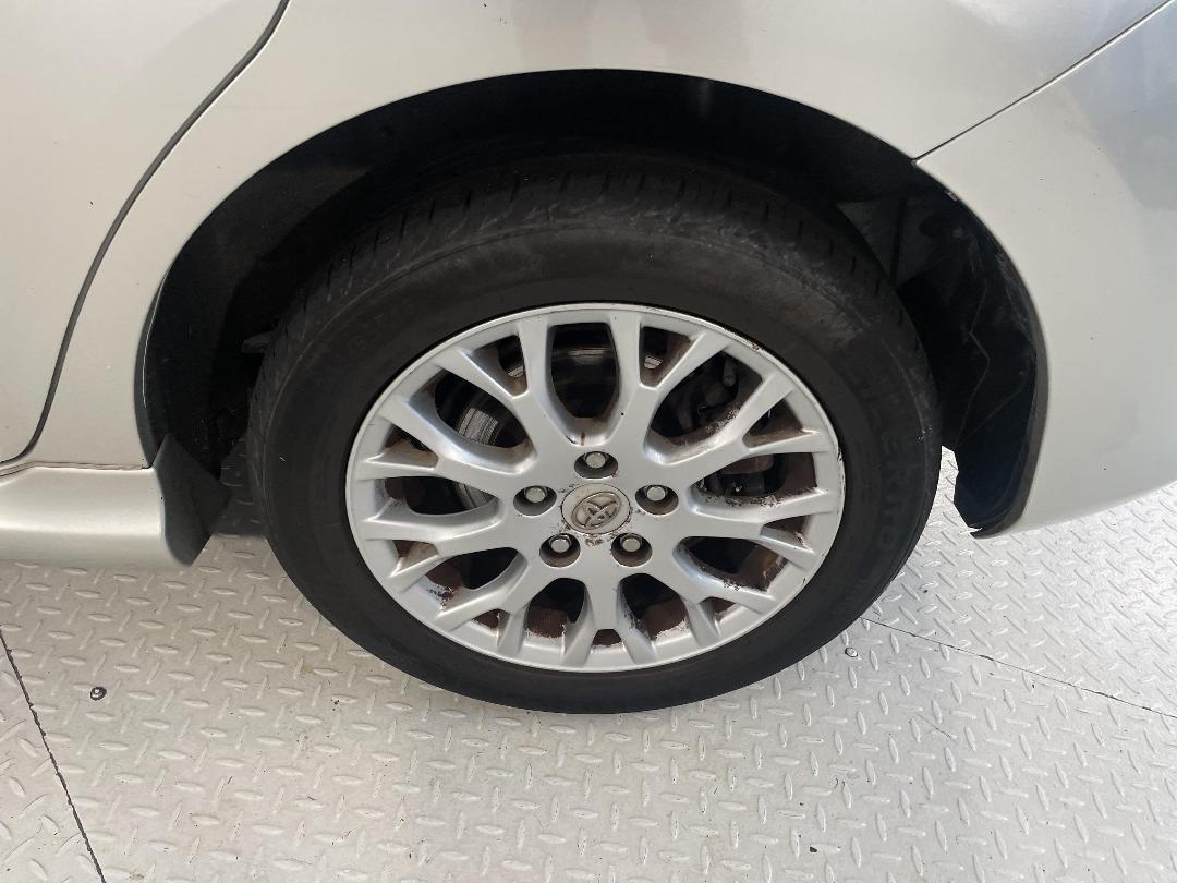 Photo '11' of Toyota Blade