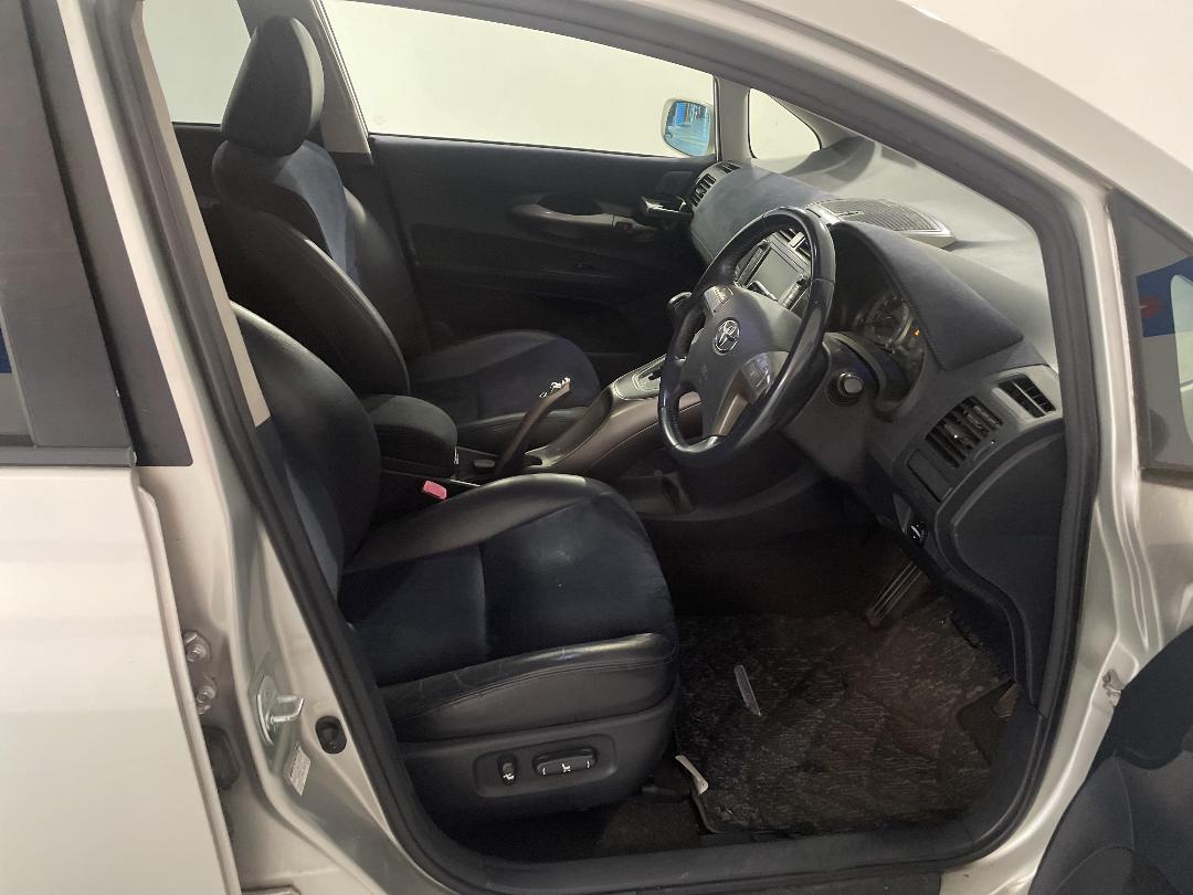 Photo '16' of Toyota Blade