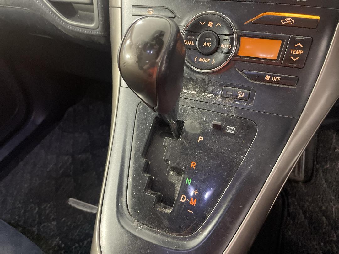 Photo '32' of Toyota Blade