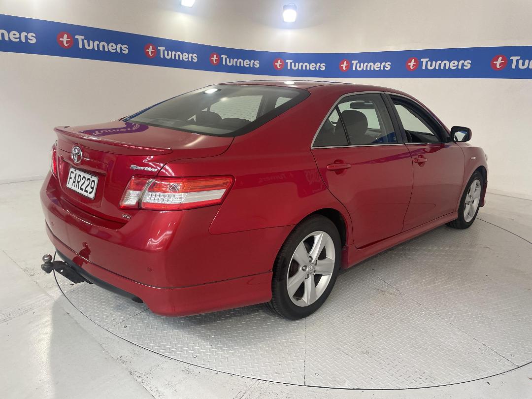 Photo '7' of Toyota Camry