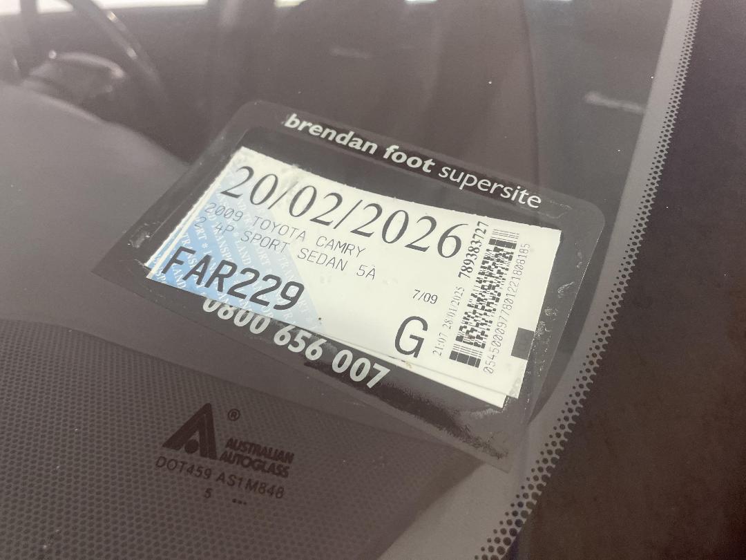 Photo '34' of Toyota Camry