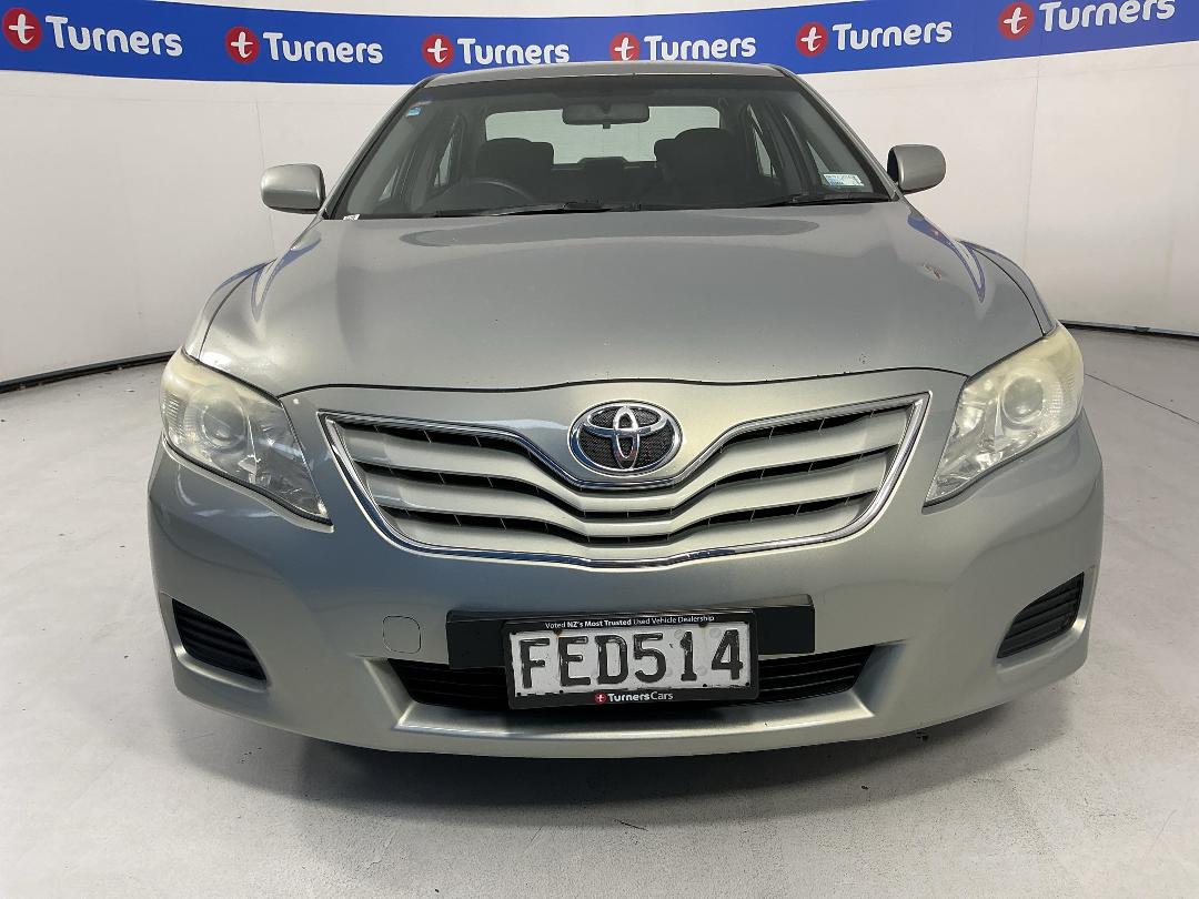 Photo '2' of Toyota Camry