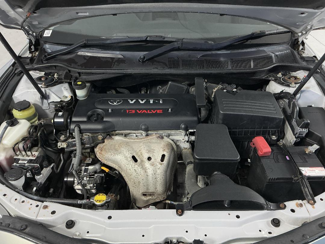 Photo '13' of Toyota Camry