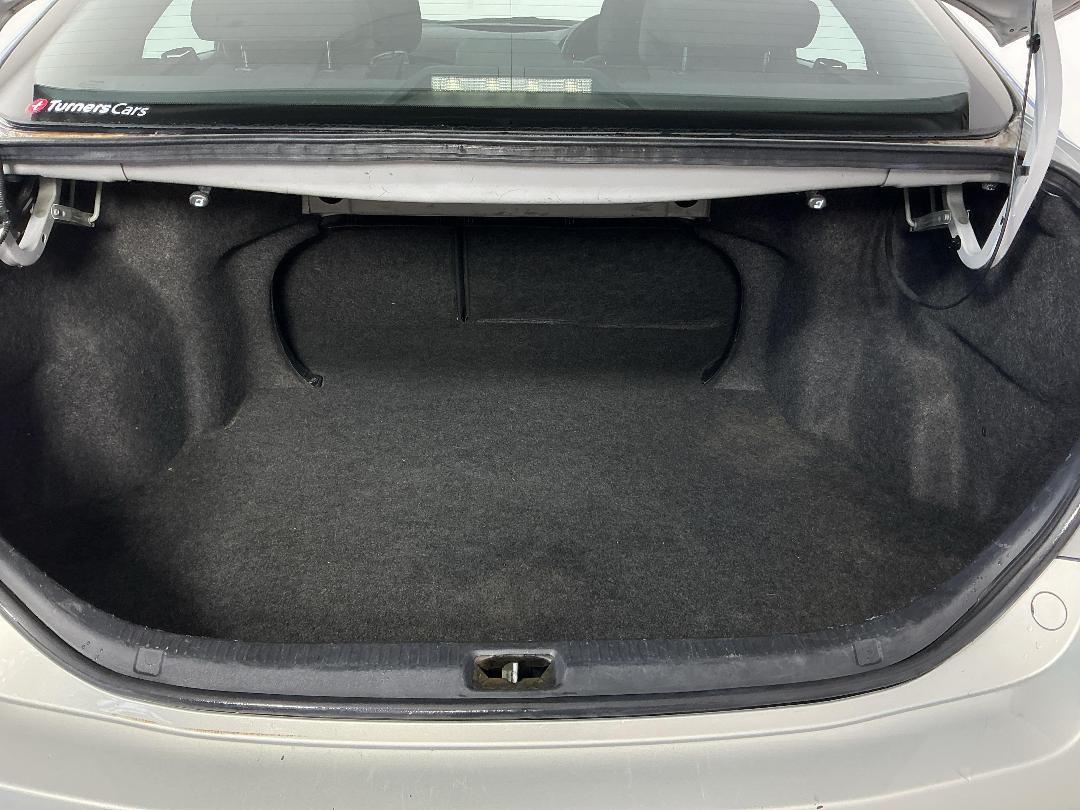 Photo '14' of Toyota Camry