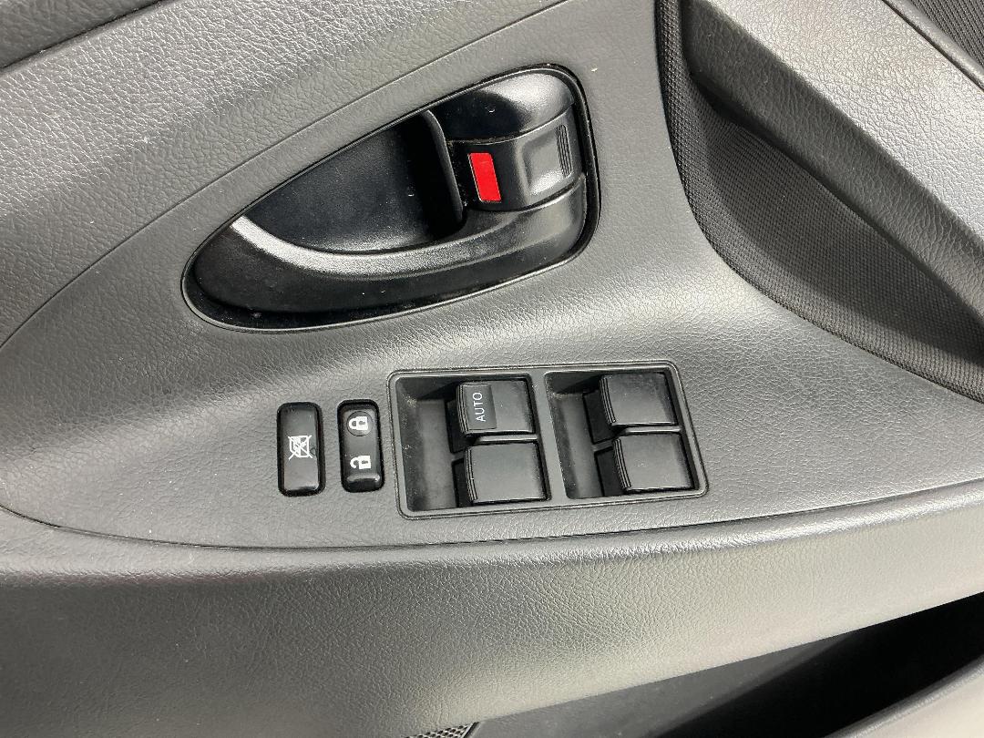 Photo '25' of Toyota Camry