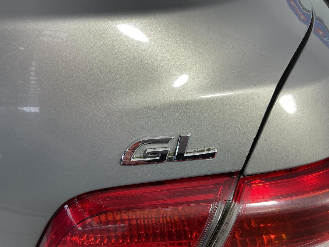 Photo '29' of Toyota Camry