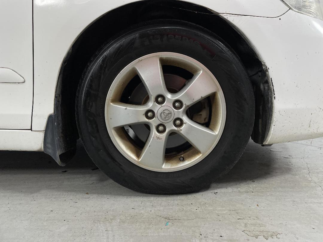 Photo '9' of Toyota Camry Photo '9' of Toyota Camry