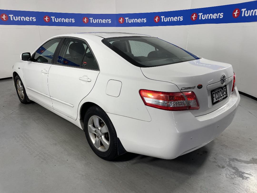 Photo '5' of Toyota Camry Photo '5' of Toyota Camry