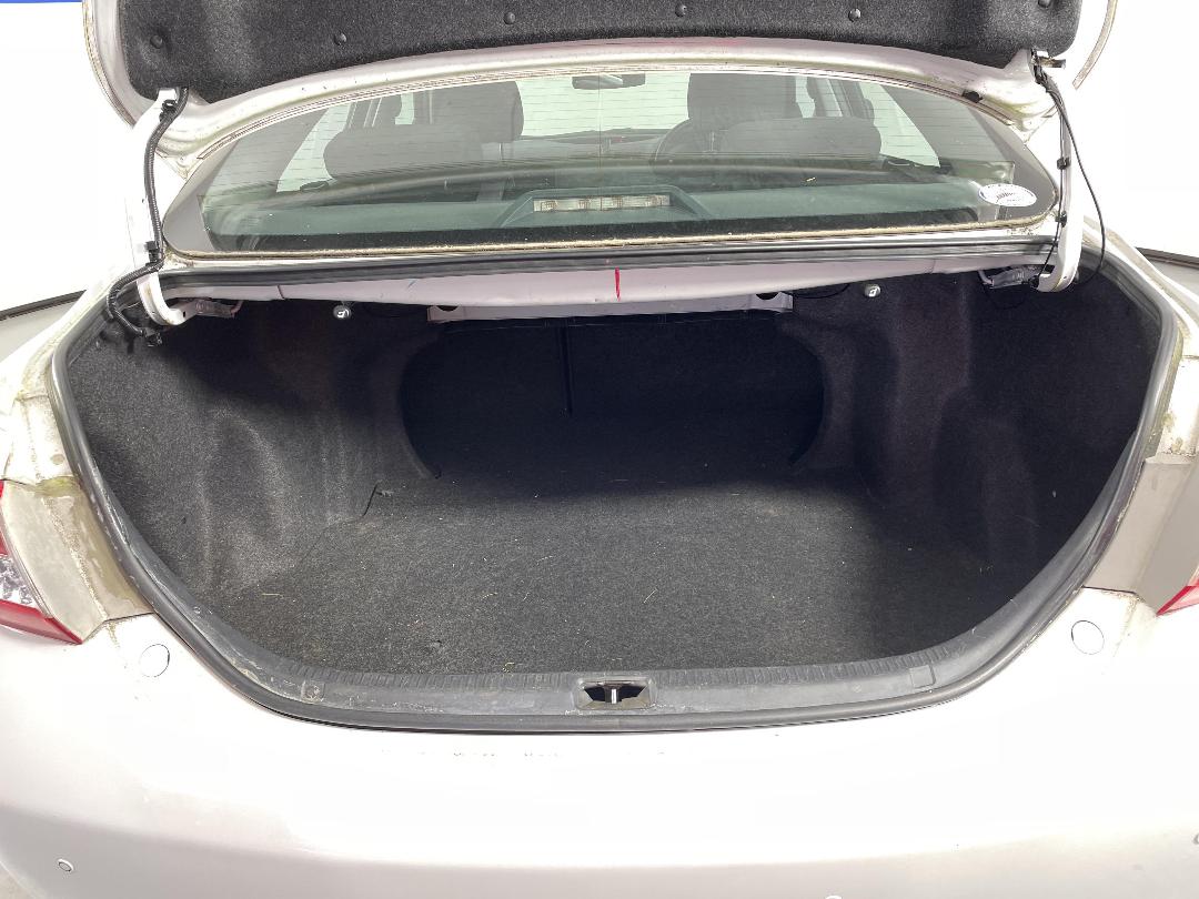 Photo '14' of Toyota Camry Photo '14' of Toyota Camry