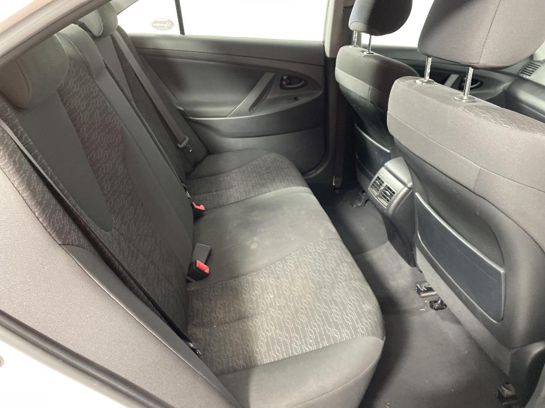 Photo '20' of Toyota Camry Photo '20' of Toyota Camry