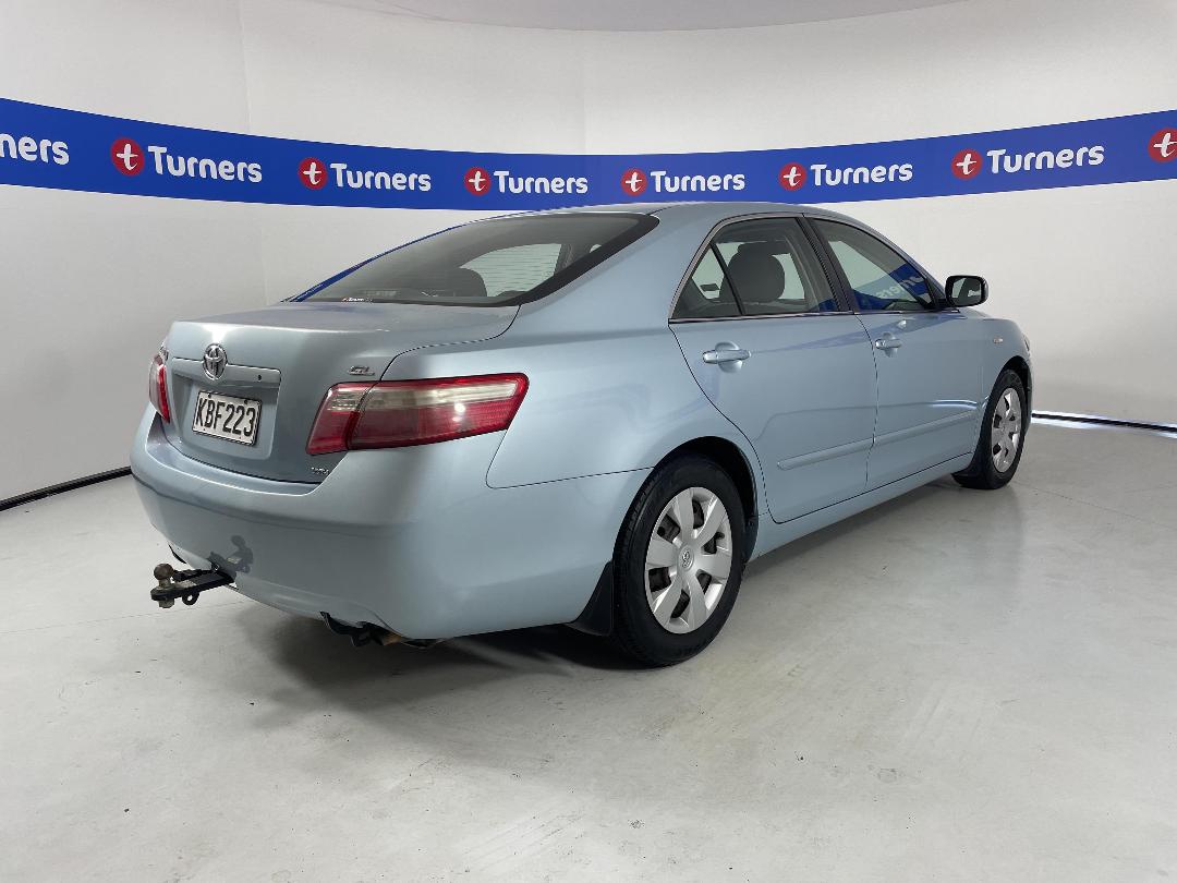 Photo '7' of Toyota Camry Photo '7' of Toyota Camry