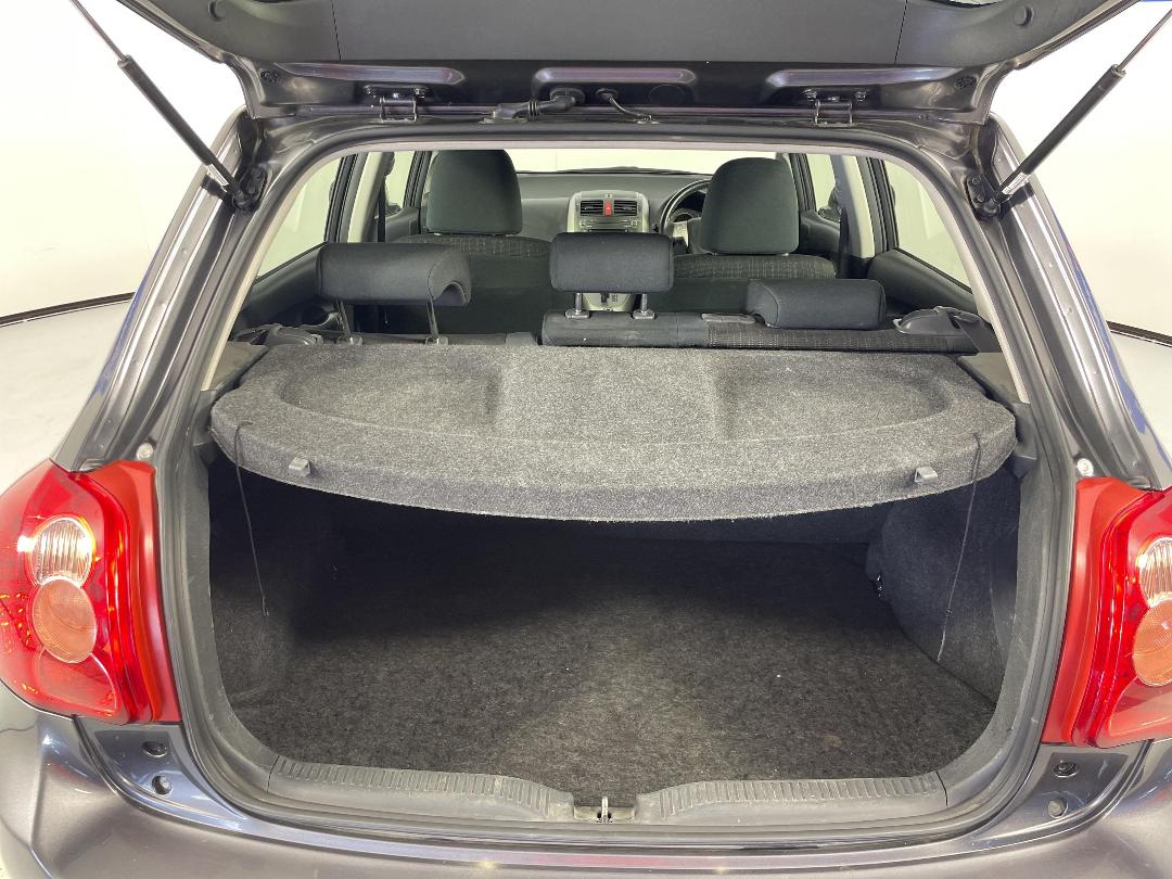 Photo '14' of Toyota Corolla