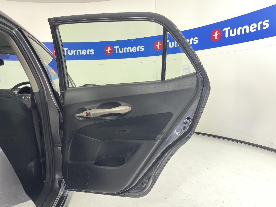 Photo '19' of Toyota Corolla