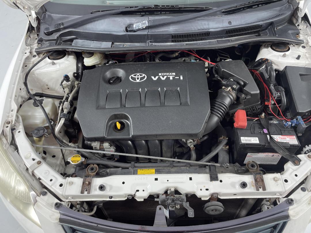 Photo '13' of Toyota Corolla