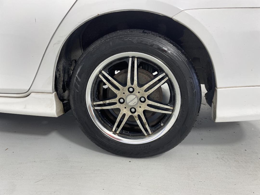 Photo '11' of Toyota Corolla