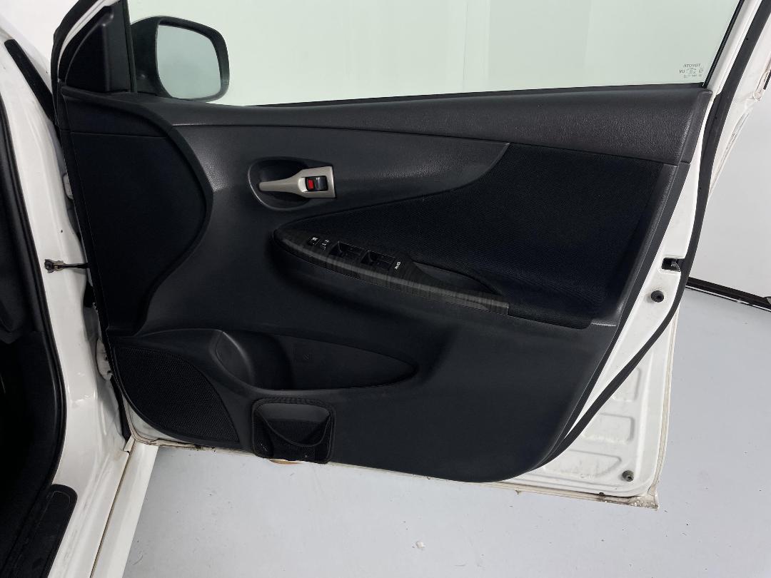 Photo '15' of Toyota Corolla