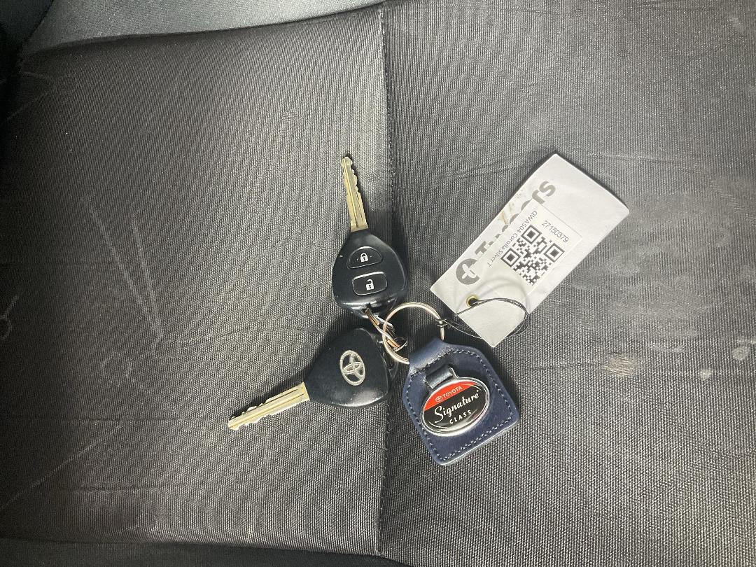 Photo '22' of Toyota Corolla