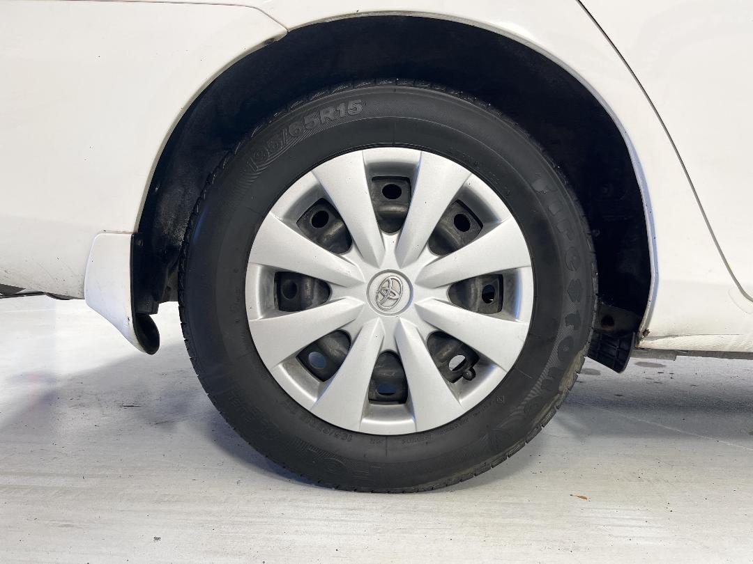 Photo '12' of Toyota Corolla