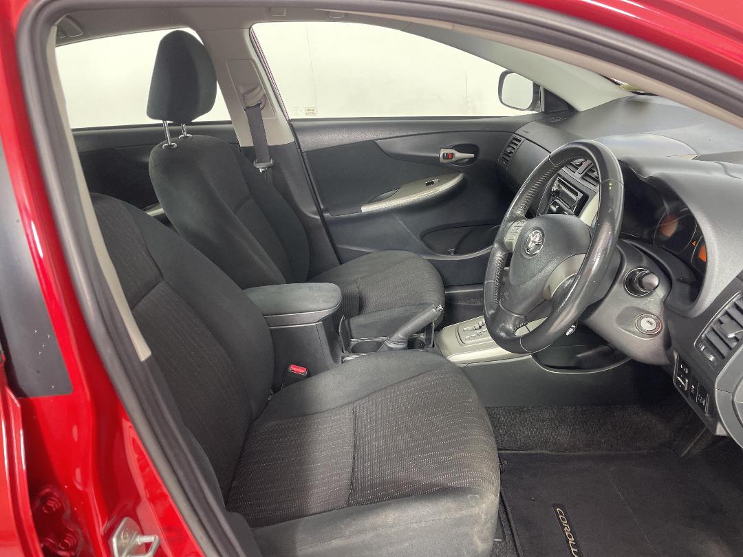 Photo '16' of Toyota Corolla Photo '16' of Toyota Corolla