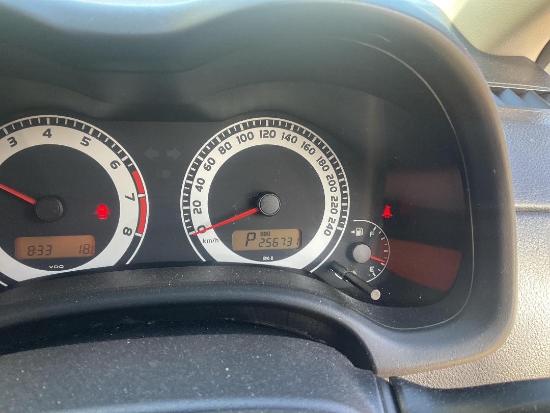 Photo '8' of Toyota Corolla GX Photo '8' of Toyota Corolla GX