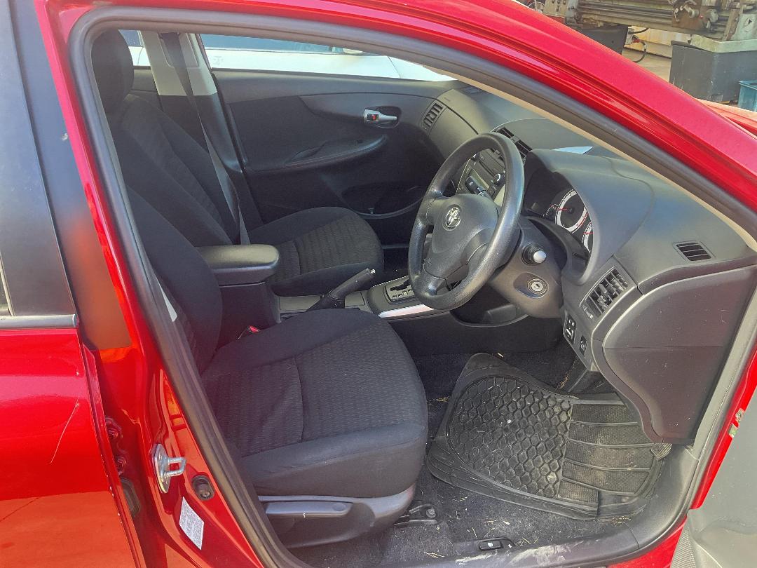 Photo '9' of Toyota Corolla GX Photo '9' of Toyota Corolla GX