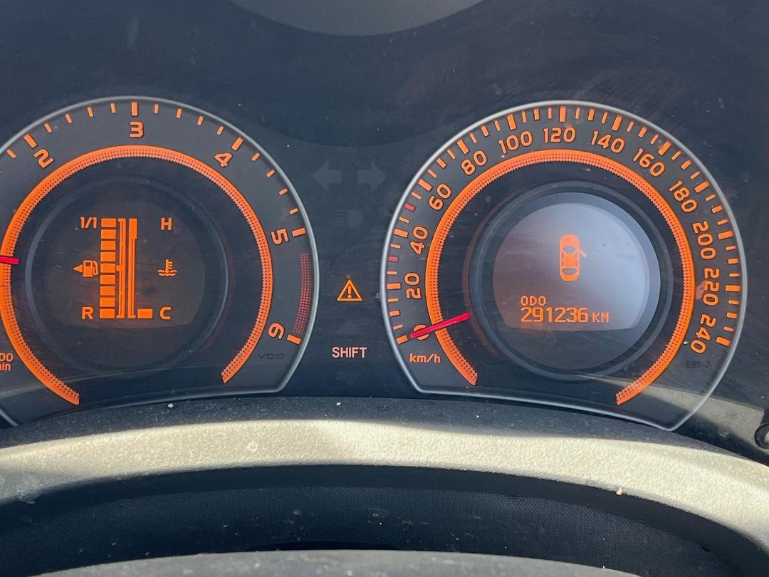 Photo '12' of Toyota Corolla