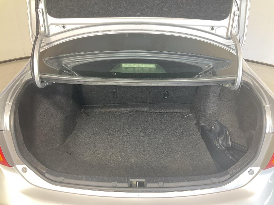 Photo '14' of Toyota Corolla Photo '14' of Toyota Corolla