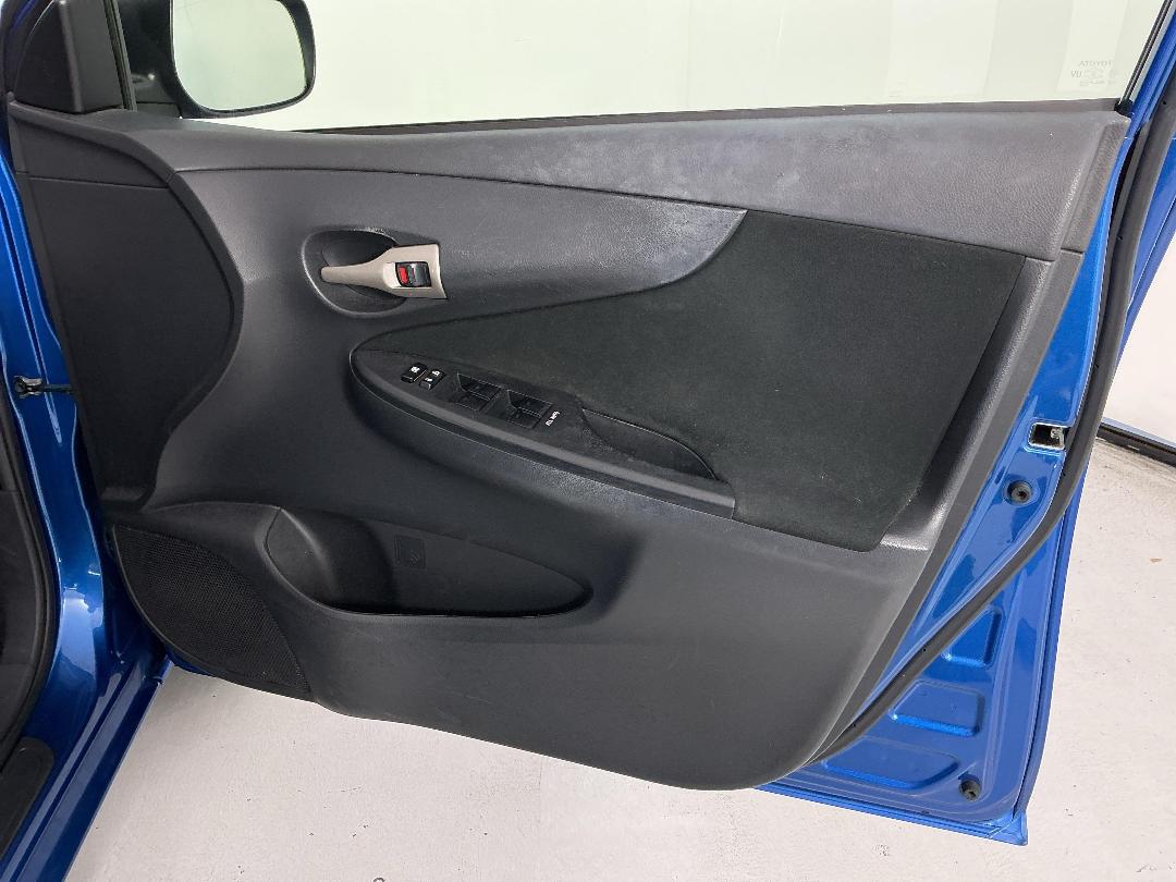 Photo '15' of Toyota Corolla