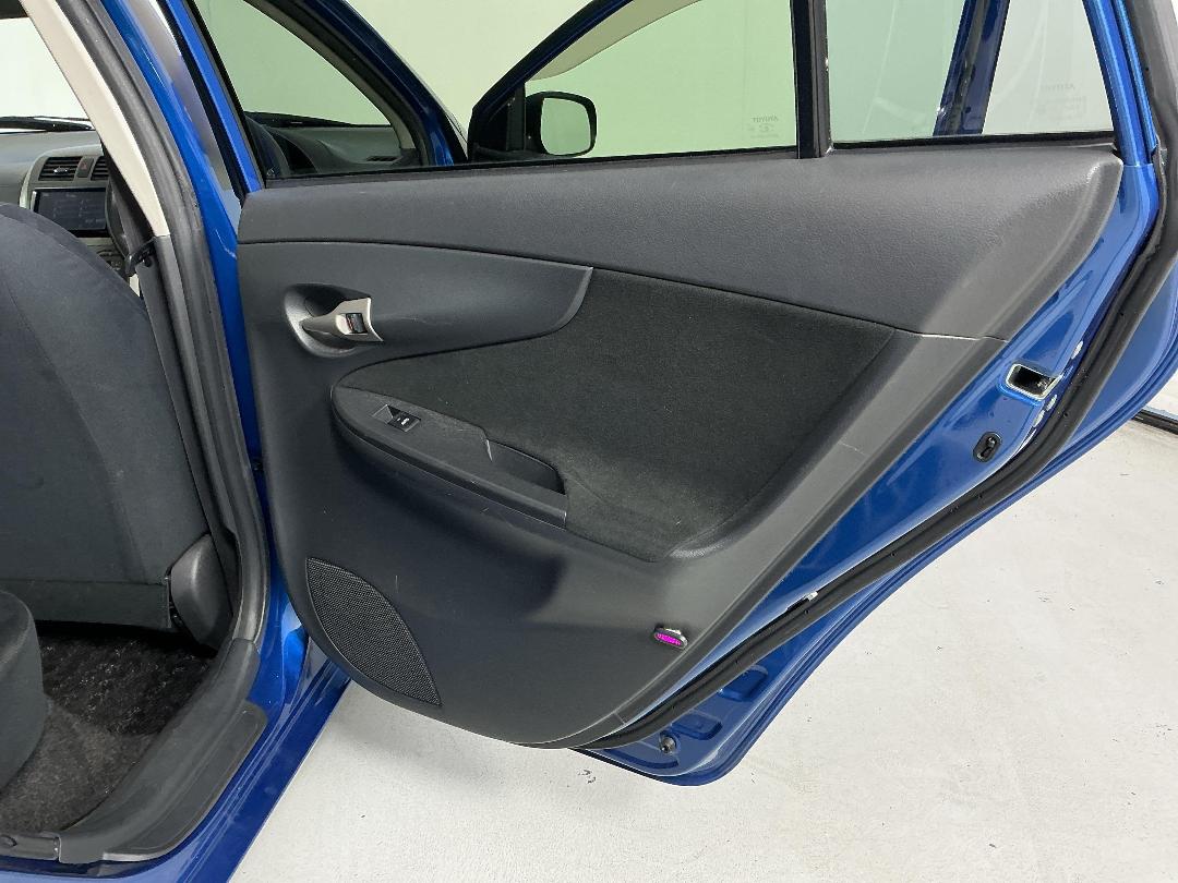 Photo '19' of Toyota Corolla