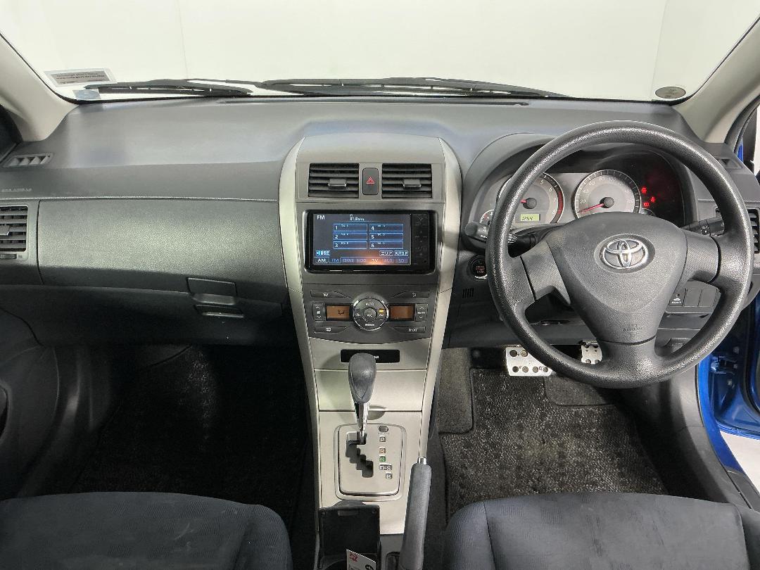 Photo '17' of Toyota Corolla