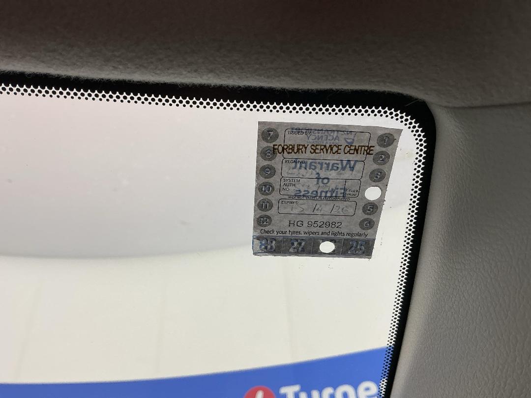 Photo '24' of Toyota Corolla