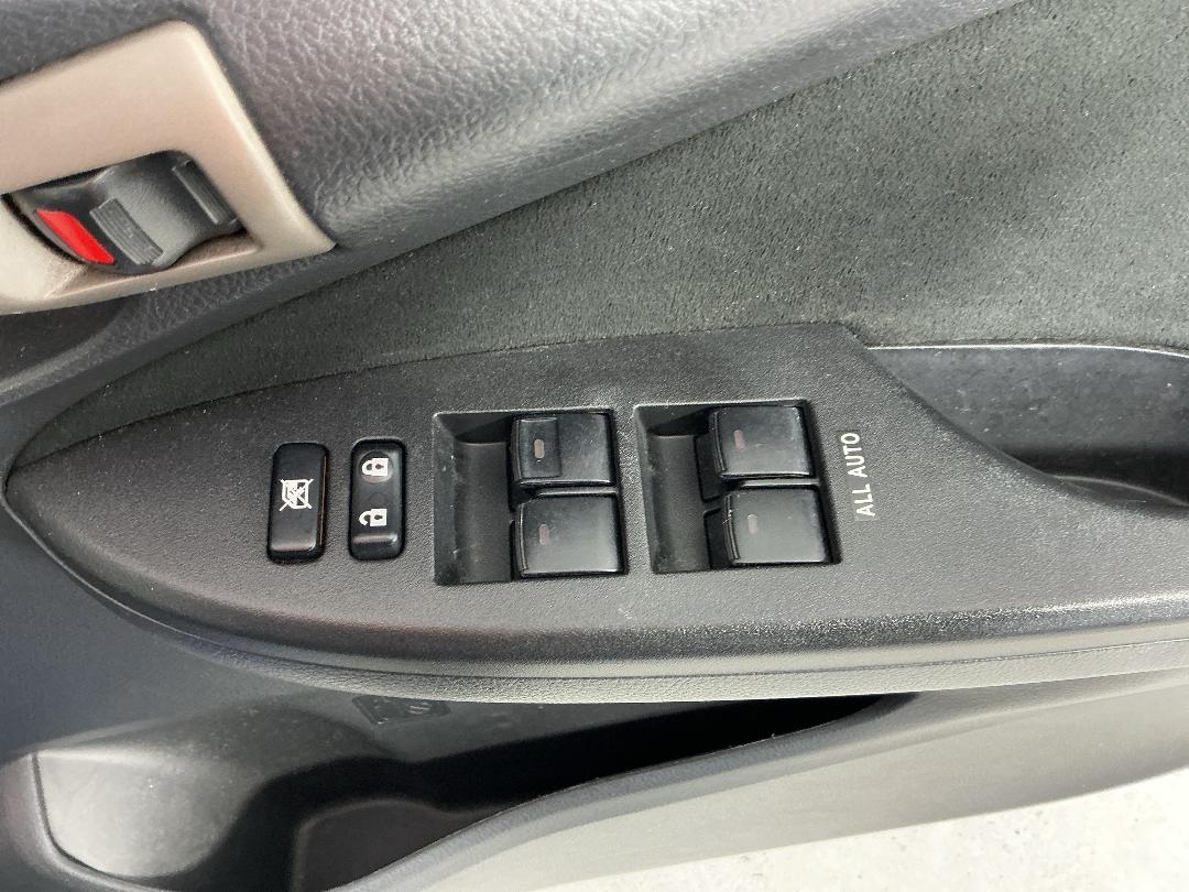 Photo '23' of Toyota Corolla