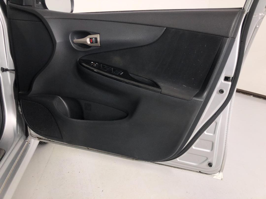 Photo '15' of Toyota Corolla Photo '15' of Toyota Corolla