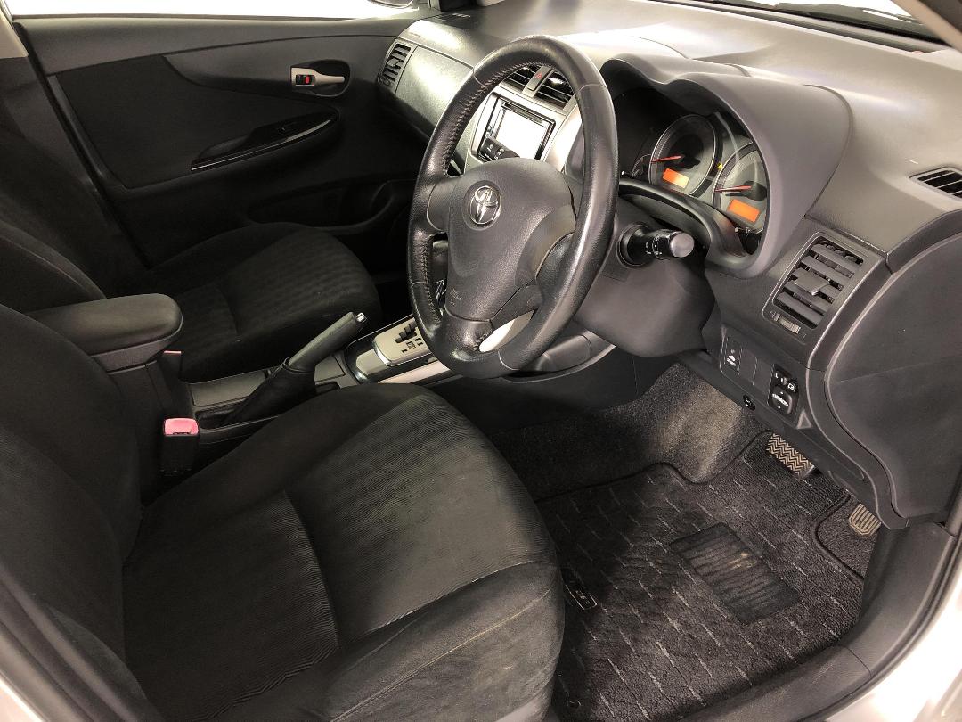 Photo '16' of Toyota Corolla Photo '16' of Toyota Corolla