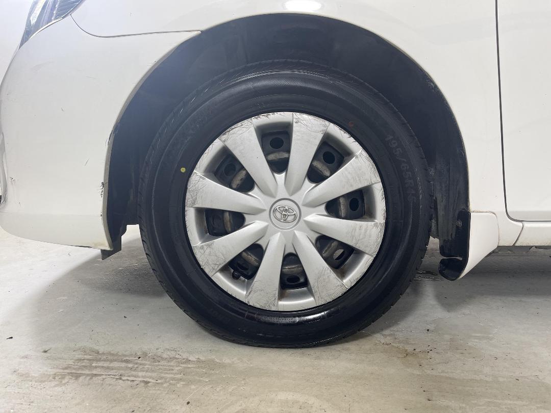 Photo '10' of Toyota Corolla