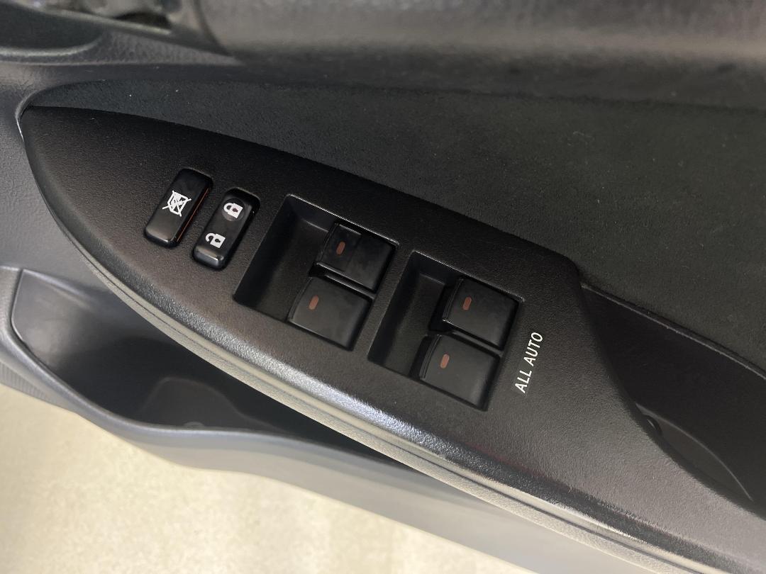 Photo '23' of Toyota Corolla