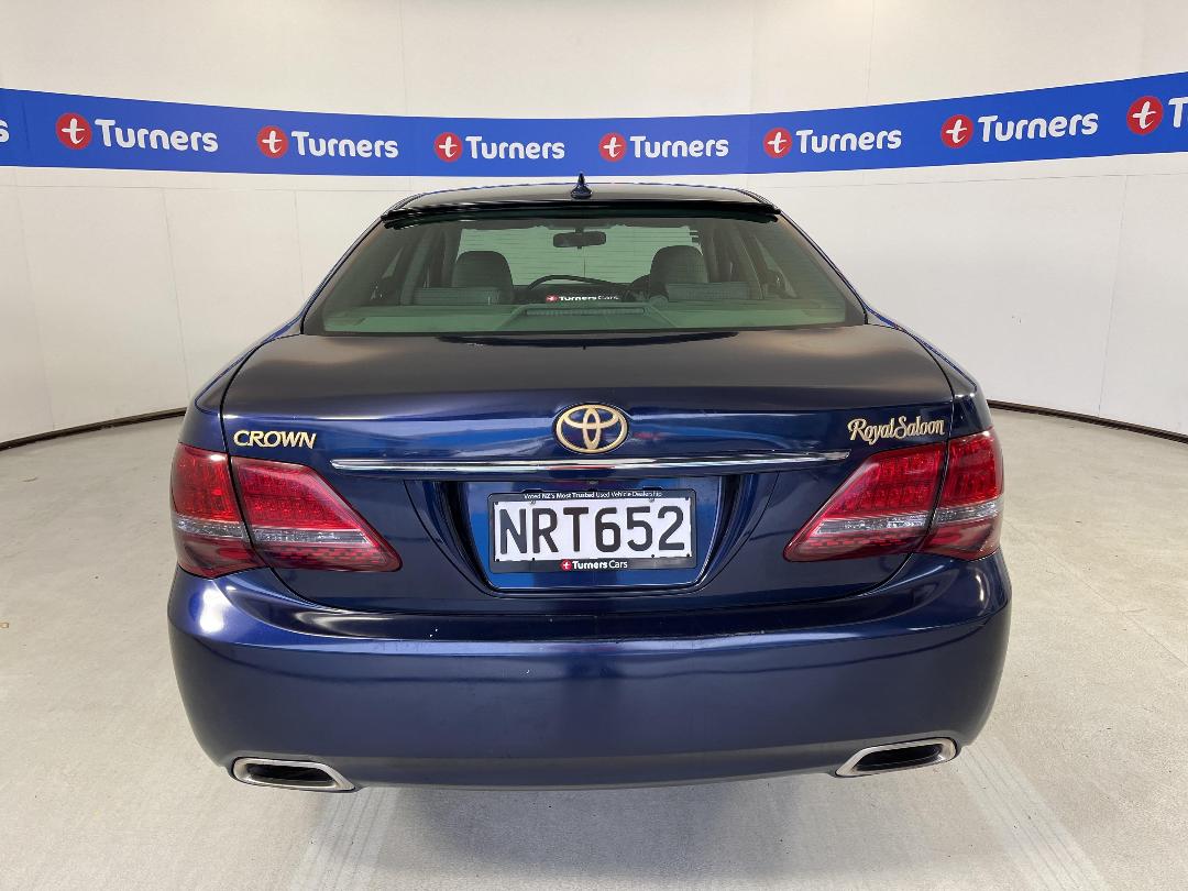 Photo '6' of Toyota Crown Photo '6' of Toyota Crown