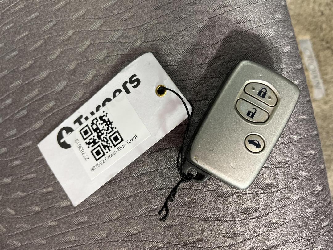 Photo '22' of Toyota Crown Photo '22' of Toyota Crown