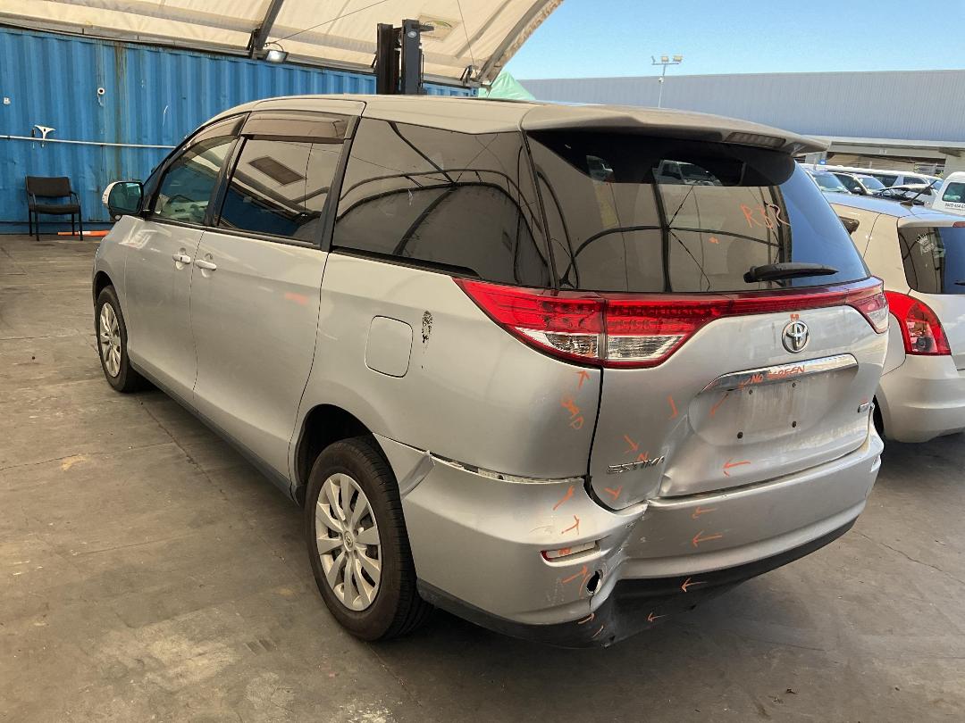 Photo '12' of Toyota Estima Photo '12' of Toyota Estima