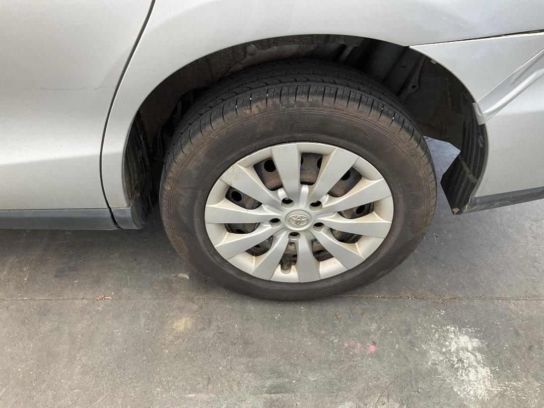 Photo '10' of Toyota Estima Photo '10' of Toyota Estima