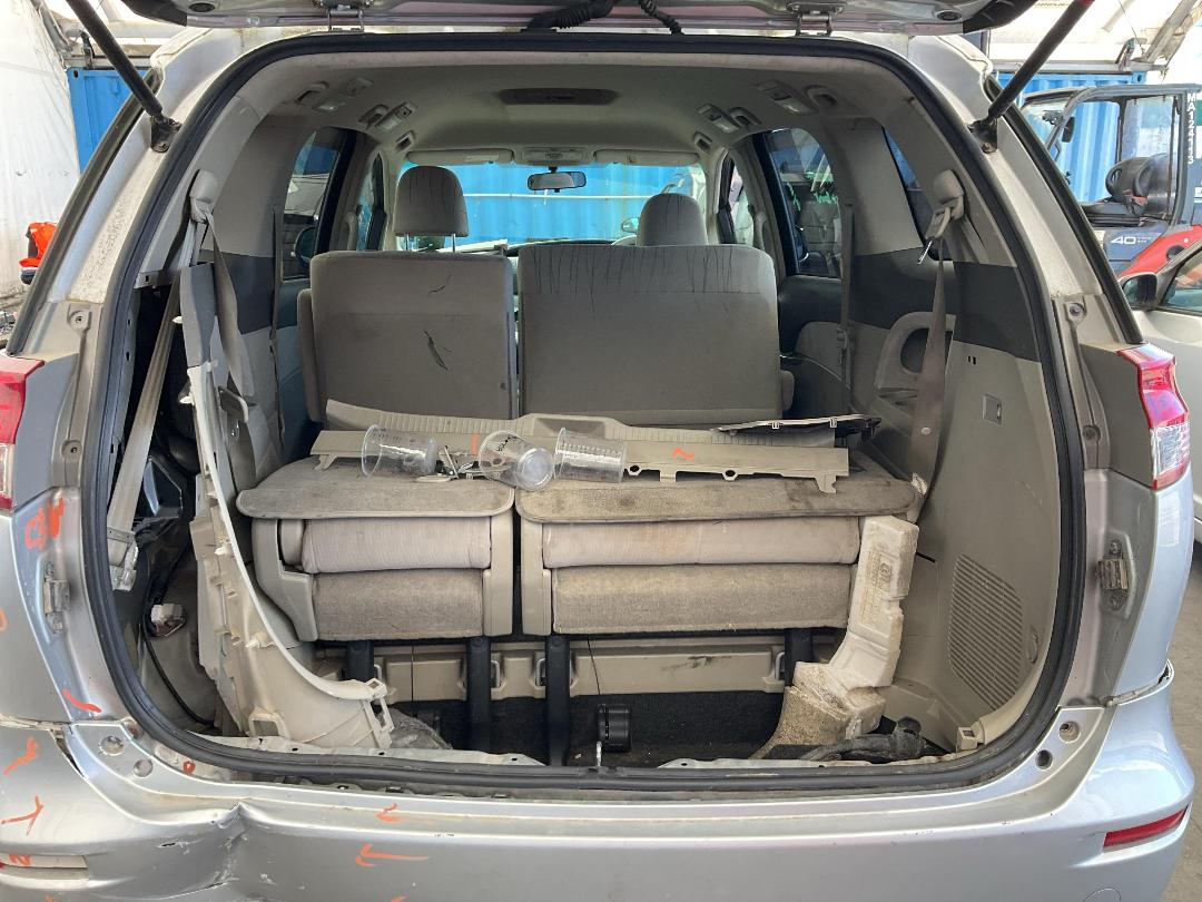 Photo '14' of Toyota Estima Photo '14' of Toyota Estima