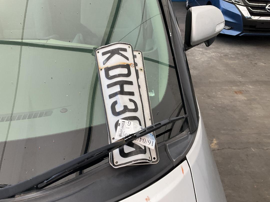 Photo '32' of Toyota Estima Photo '32' of Toyota Estima