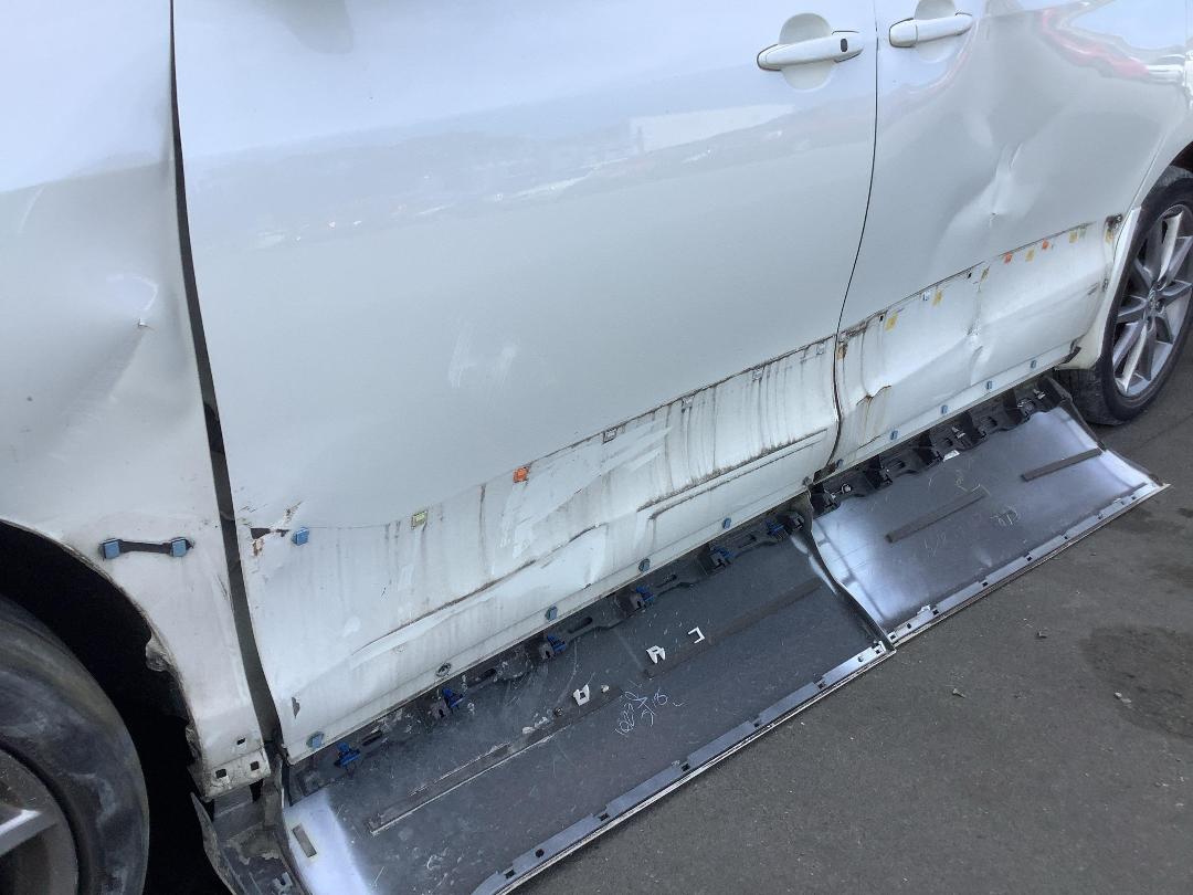 Photo '3' of Toyota Estima Photo '3' of Toyota Estima